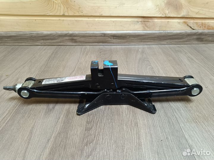 Домкрат Hyundai ix35