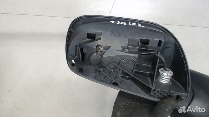 Зеркало боковое Toyota Yaris, 2008