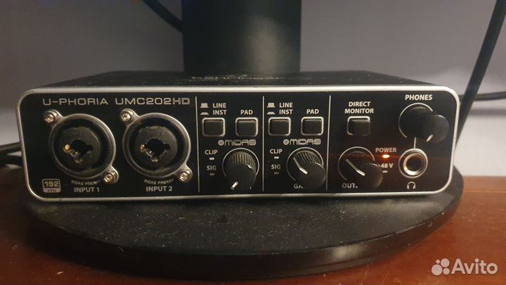 Звуковая карта behringer umc202hd