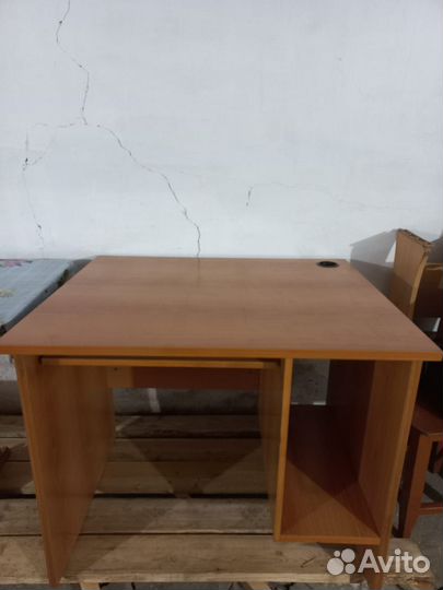 Компьютерный стол б/у
