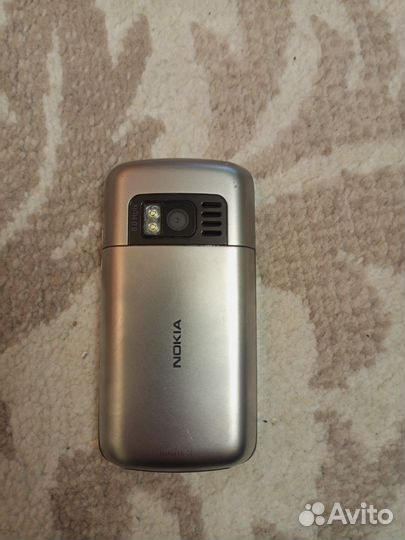 Nokia C6-01