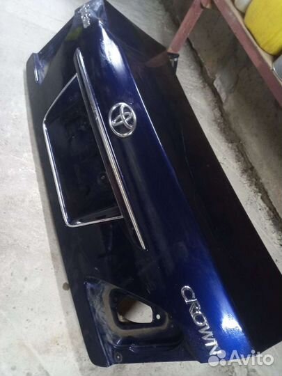 Крышка багажника от crown grs180 06г