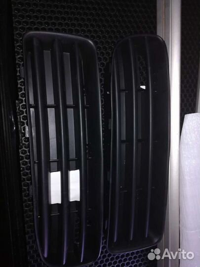 Решетки в передний бампер Шкода Октавия тур