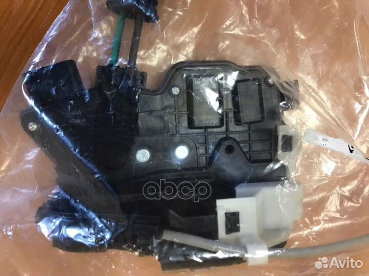Замок двери задней левой Sorento (XM) (2009) 8
