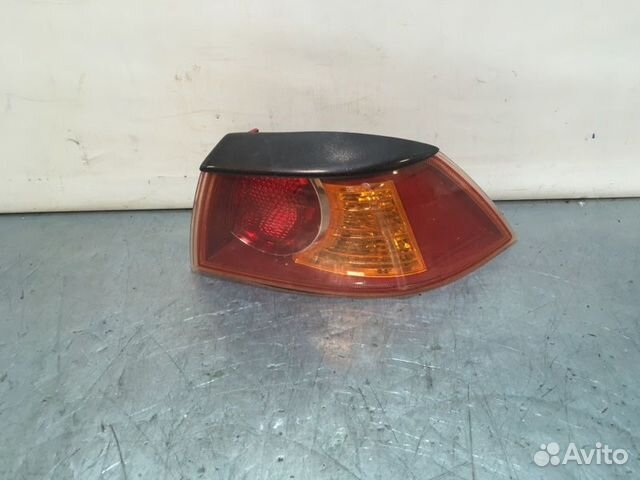 Фонарь задний задний правый Mitsubishi Lancer 10