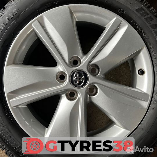 Toyota R17 5x114.3 7JJ ET39 (255D40304)