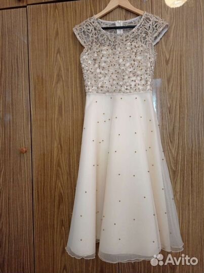 Платье на выпускной вечернее 44 размер