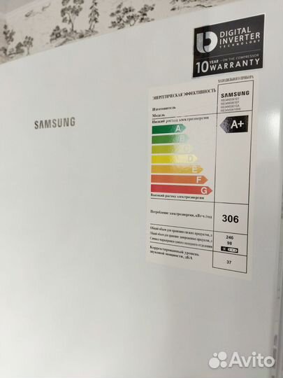 Продам холодильник