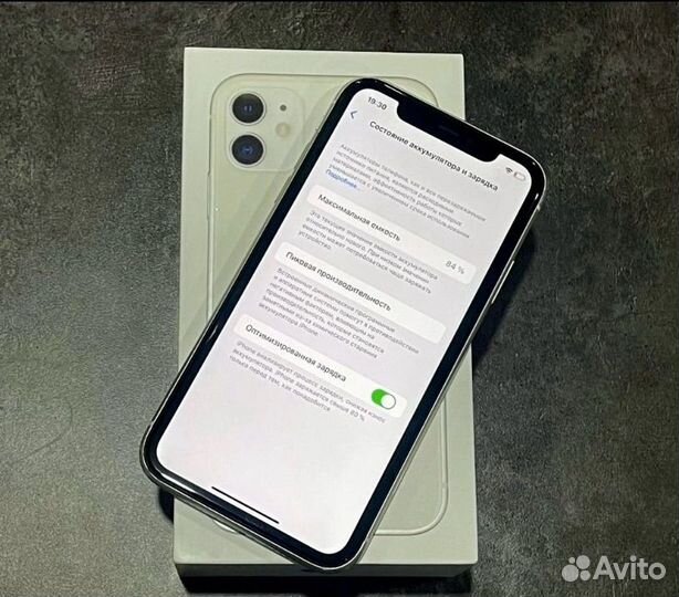 iPhone 11, 128 ГБ