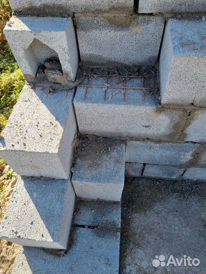 Блок перегородочный полнотелый