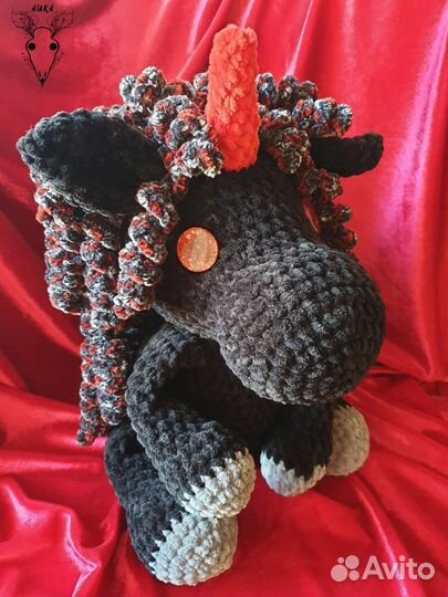 Плюшевый единорог