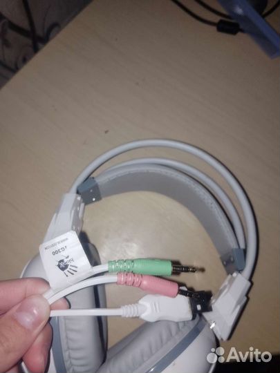 Проводная гарнитура A4Tech Bloody G300 белый