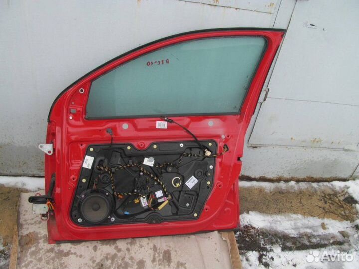 Дверь передняя правая Volkswagen Golf 6 2009-2013