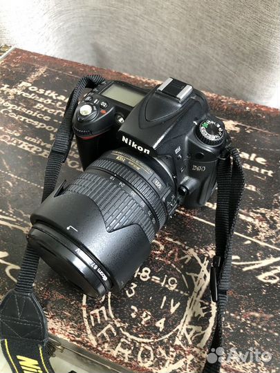 Зеркальный фотоаппарат Nikon D90 18-105 VR Kit