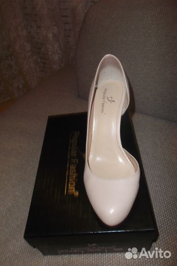 Продам новые туфли