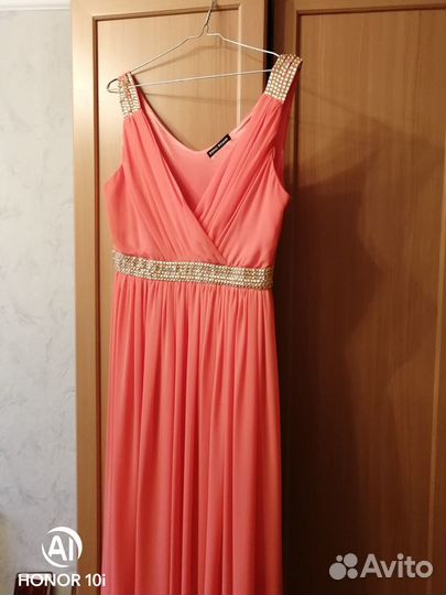 Платье вечернее