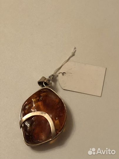 Подвеска (кулон) из янтаря