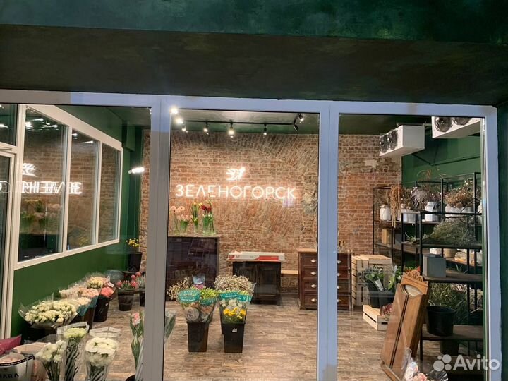 Вывеска неоновая в цветочный магазин 475
