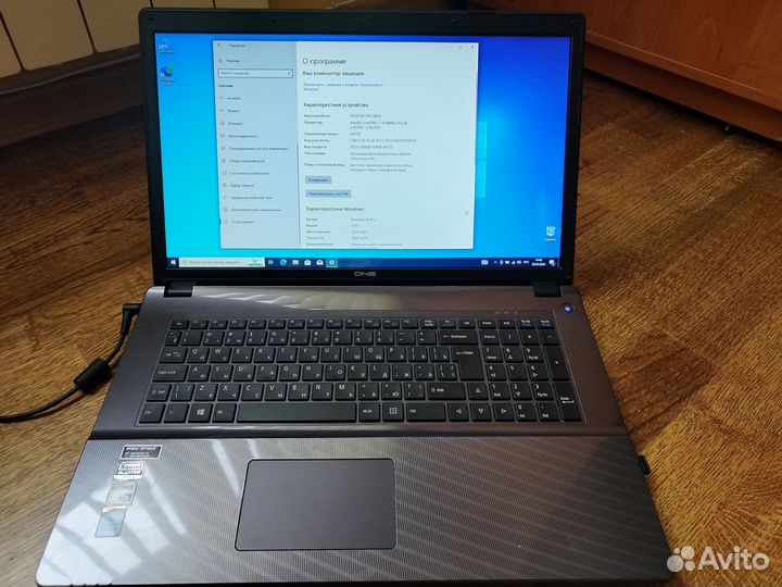 Ноутбук игровой DNS W670SHQ Intel Core i7