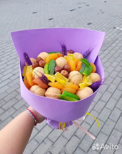 Букет из сухофруктов
