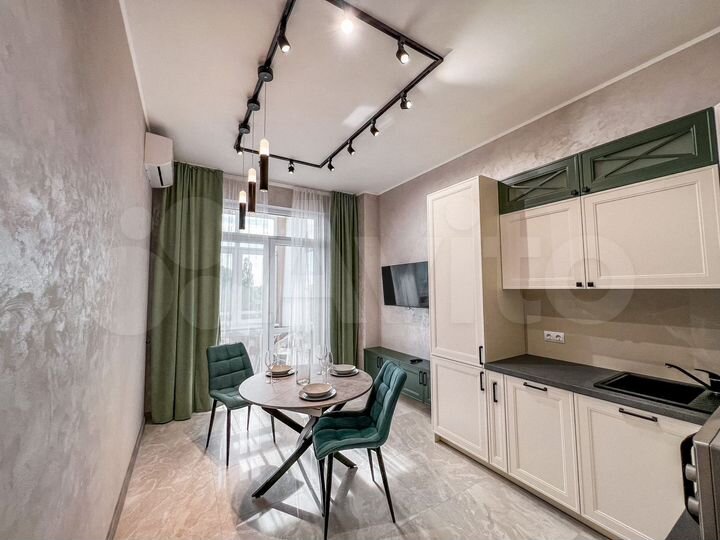 2-к. квартира, 70 м², 7/9 эт.