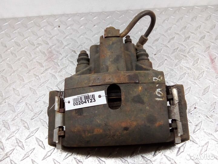 Суппорт задний правый Dodge Durango 2 HB