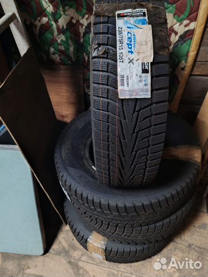 Hankook AH11 235/75 R15 19B