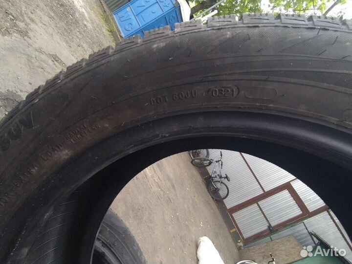 Nordman RS2 SUV 215/60 R17 и 215/60 R17 100R