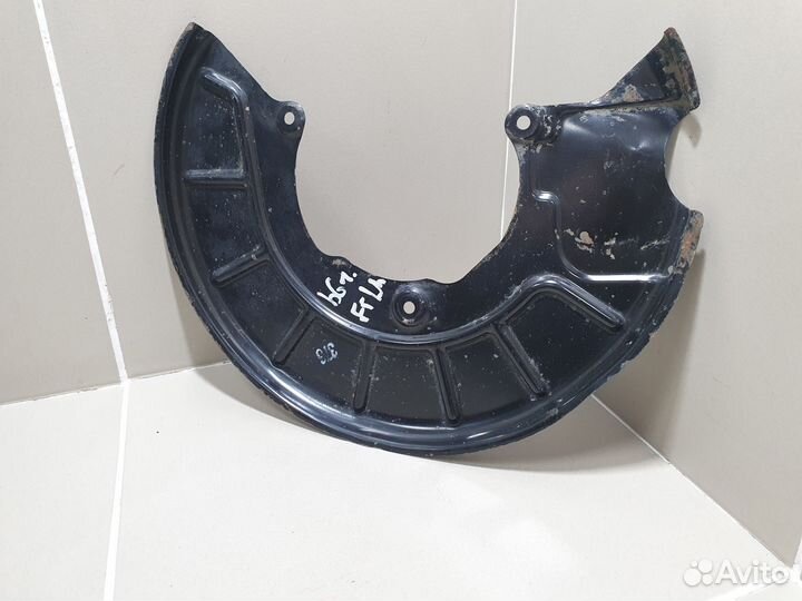 Пыльник тормозной диска передний левый VAG VW