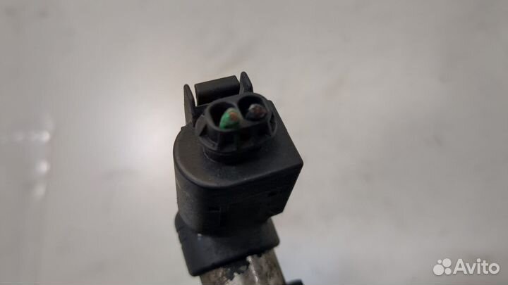 Форсунка топливная Ford Focus 2