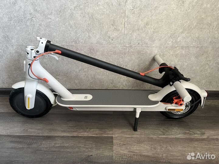 Электросамокат Mi Electric Scooter 3