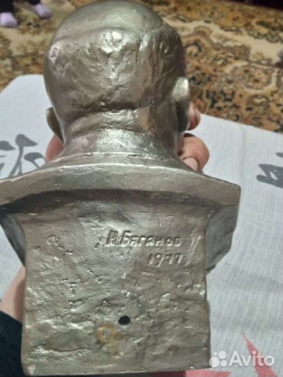 Бюст ленина СССР