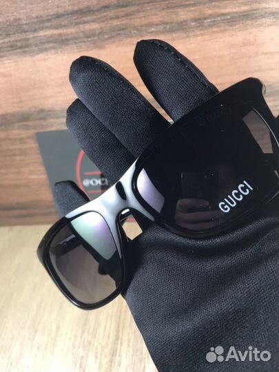 Очки Gucci с градиентом