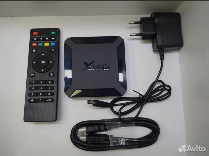 SMART tv приставка x96 новая