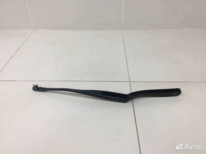 Поводок стеклоочистителя передний левый BMW 7-Seri