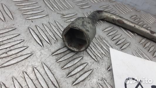 Ключ колесный toyota RAV 4 ZSA3 (BML24VP01)