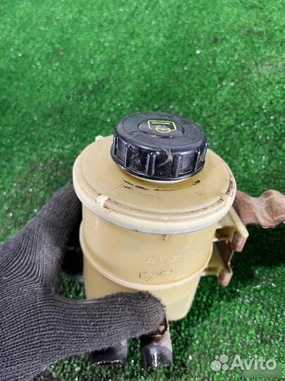 Бачок гидроусилителя Renault Logan LS