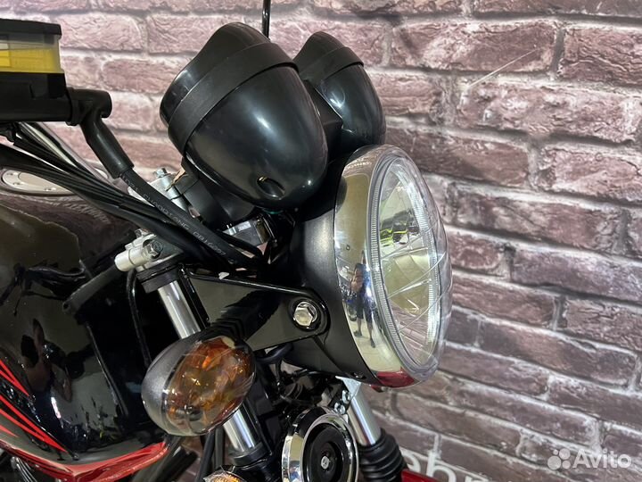 Дорожный мотоцикл Racer Magnum 200 (баланс.вал)