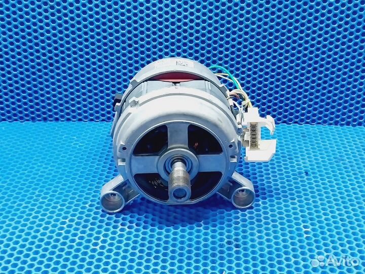 Двигатель стиральной машины Zanussi Electrolux