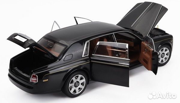 Rolls-Royce Phantom EWB 2012 Black 1/18