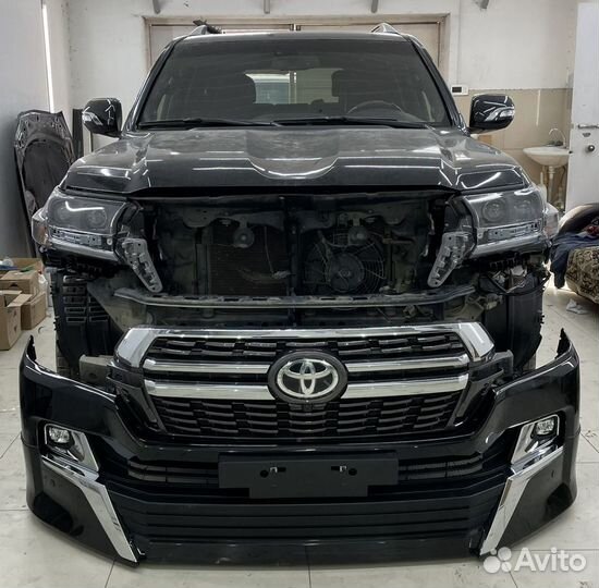 Решётка радиатра Тойота land cruiser 200