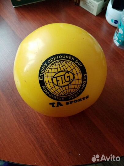 Гимнастический мяч