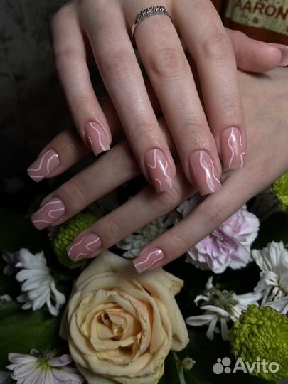 Мастер маникюра