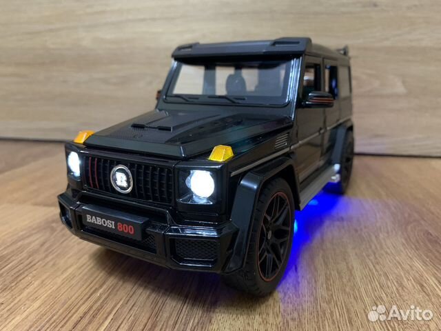 Машинка Мерс Гелик большой 28см с выхлопом