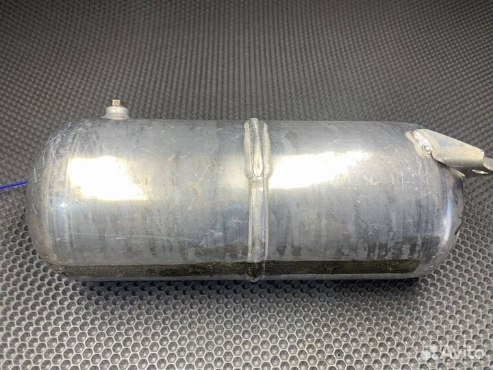 Ресивер пневмоподвески Audi Q7 4L 2008 7L8616202A