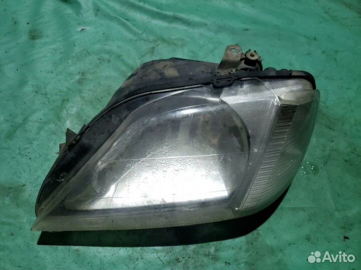 Фара передняя левая Renault Logan 1 1.4 2007