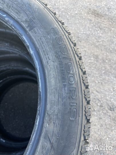 Nokian Tyres Hakkapeliitta R3 SUV 235/50 R19 103R