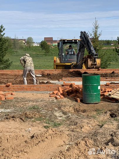 Услуги трактора экскаватора, планировка участков