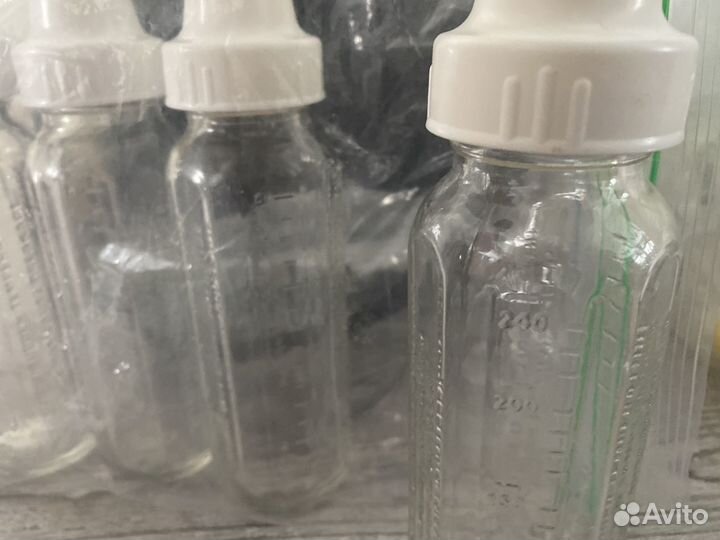Бутылочки для кормления новые medela