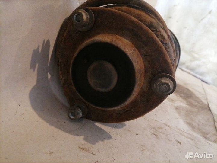 Стойка амортизатора переднего левого Hyundai Sonat